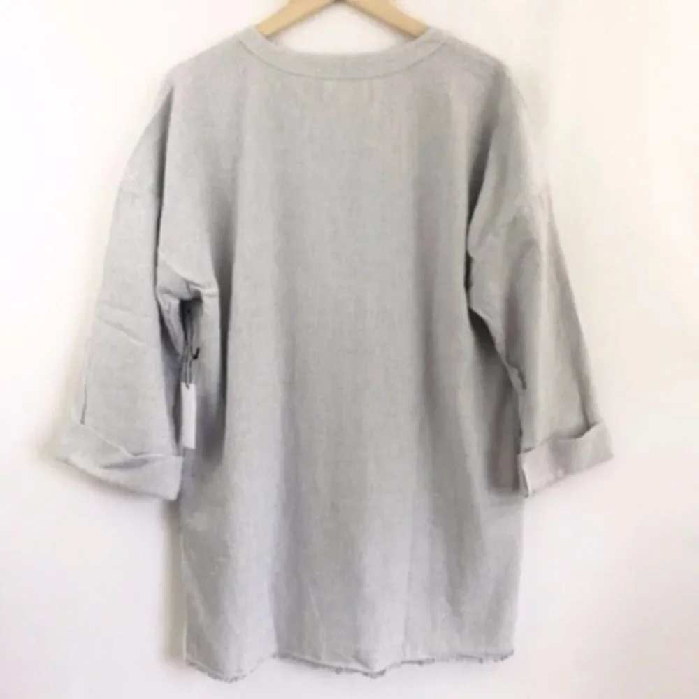 VELVET BY GRAHAM & SPENCER Drinn Split Neck Top - Picture 6 of 8